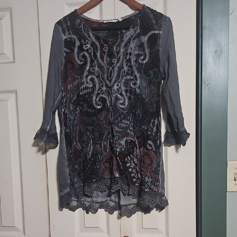 Elegant Gray and Black Women's Top